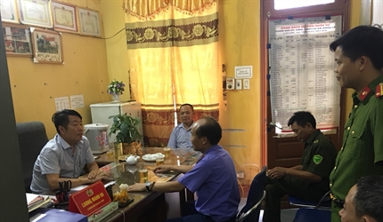 Mâu thuẫn gia đình, chồng dùng dao bầu giết vợ